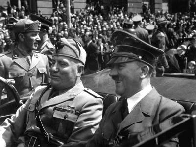 Hitler e Mussolini em Munique, em 1940