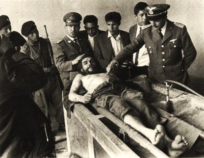 Che tinha sido assassinado impunemente na escola de La Higuera na segunda-feira, 9 de outubro de 1967