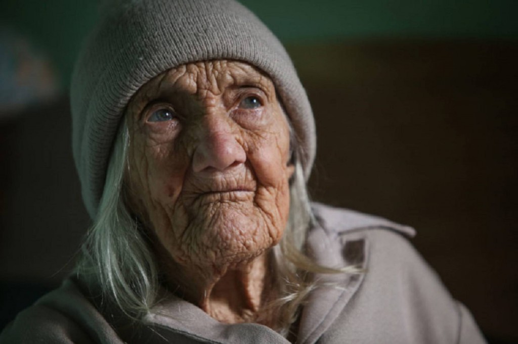  Rosa Jesus, completou 106 anos em 2017 vivendo no mesmo lugar. Ela diz que só sai da região se todos saírem Flávio Tavares 