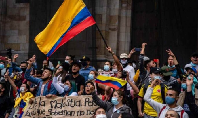 Análise dos desafios das organizações populares na Colômbia diante de uma vitória de Gustavo Petro, à luz das experiências latino-americanas