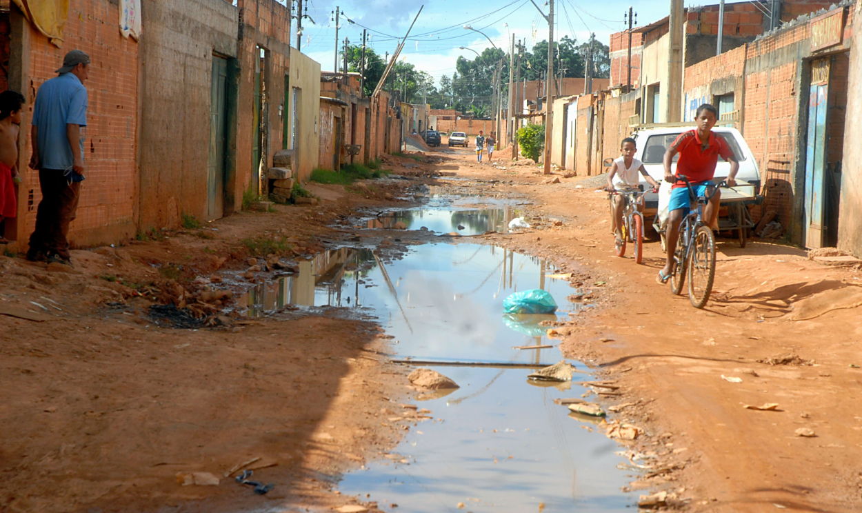 Organização Mundial da Saúde  encontrou um Brasil em que há mais de 6 milhões de famílias sem moradia digna