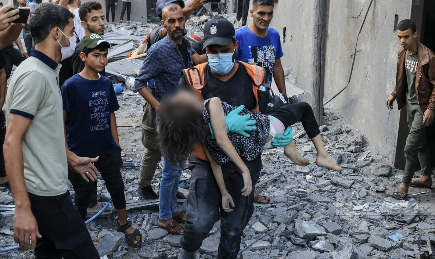 A ditadura israelense continua bombardeando toda a Faixa de Gaza. É a decretação de morte coletiva, assim como fez o regime nazista