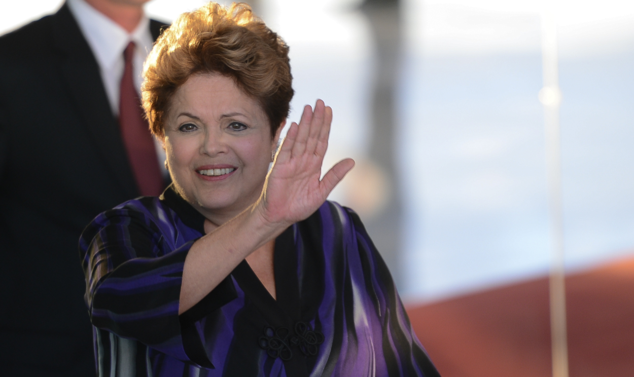Vítima de um golpe em 2016, a ex-presidente e outras personalidades brasileiras celebraram o resultado das eleições deste domingo após a contagem extraoficial