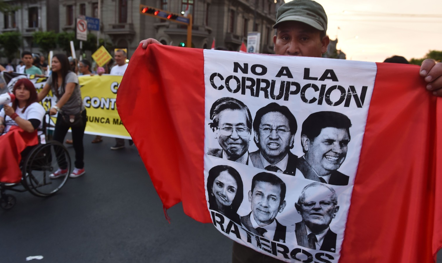 Reflexão de Jorge Rendón, professor e colaborador de Diálogos do Sul questiona se a República da Corrupção poderia estar engendrando, por fim, uma Revolução