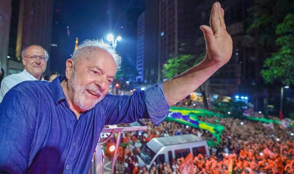 Lula foi impedido de concorrer às eleições de 2018 e retomou caminho à Presidência de Brasil com sérios riscos à democracia; relembre sua trajetória