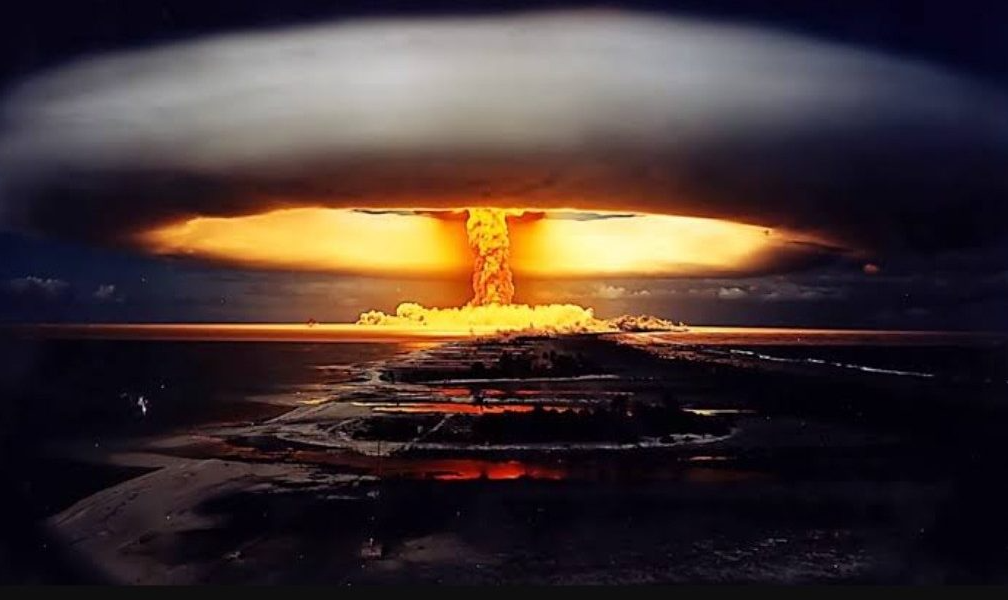 Sem impedimento legal para ensaios nucleares, Rússia assegura que só o fará se os Estados Unidos forem os primeiros em testar armamento atômico
