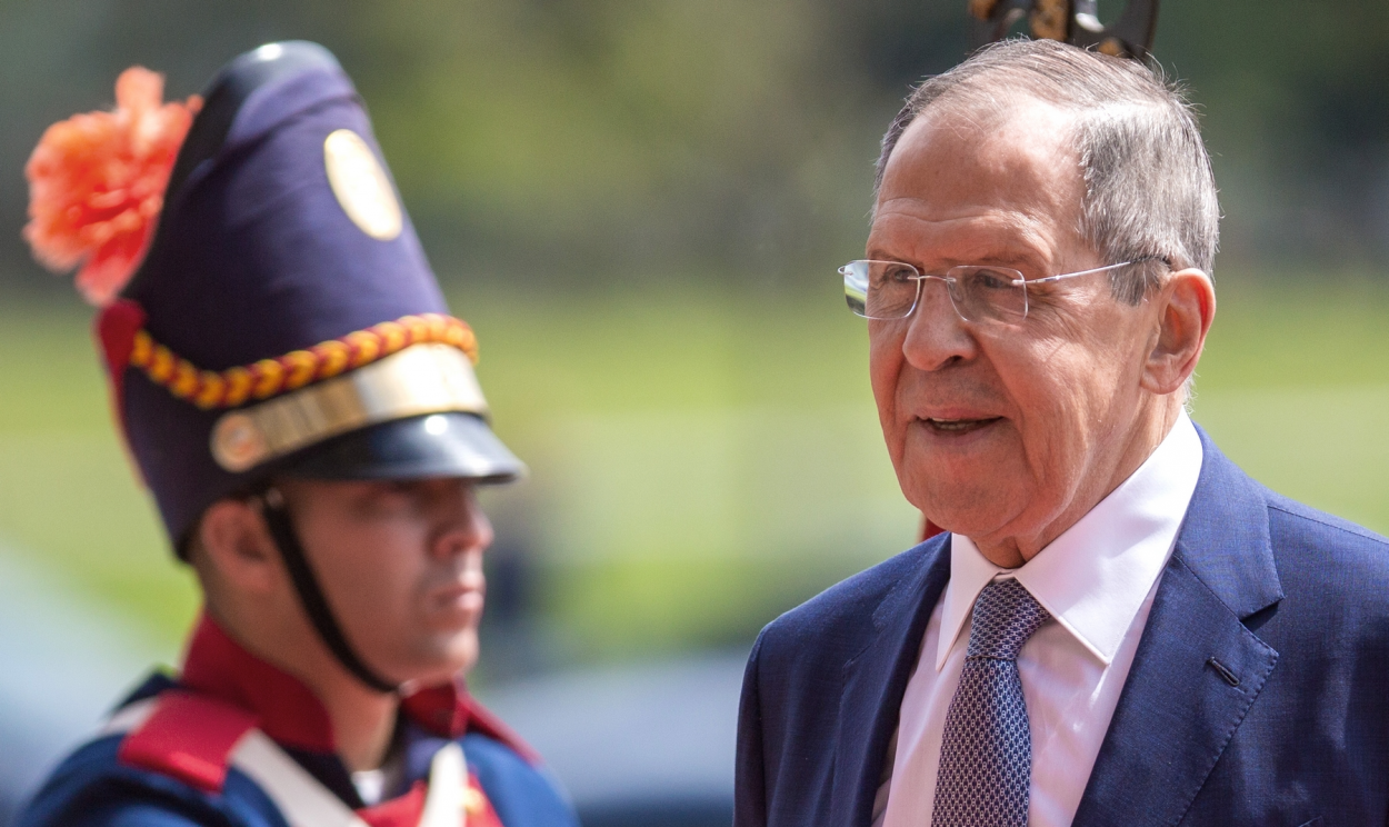 Presença dos diplomatas russos reafirma o posicionamento de Moscou na regiã, afirma o cientista político venezuelano Jonathan Benavides
