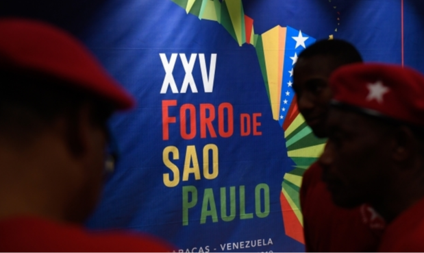 Para desmistificar as falsas notícias que envolvem o Foro, a TV Diálogos do Sul recebeu a secretária-executiva do Foro de São Paulo, Mônica Valente
