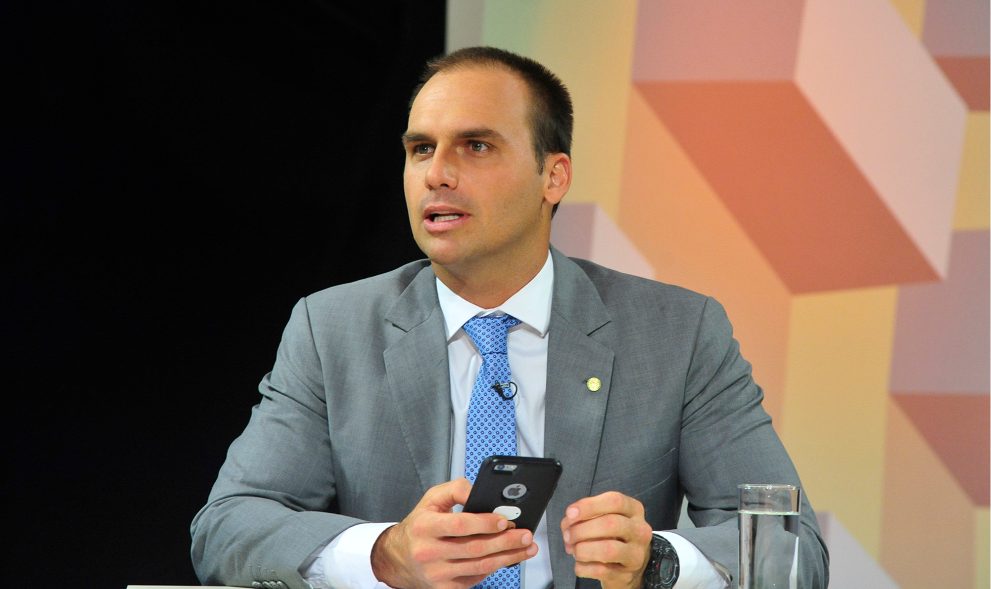 Além da entidade, partidos de esquerda e o presidente da Câmara, Rodrigo Maia, se pronunciaram sobre o caso