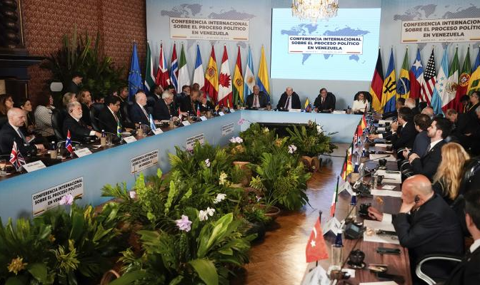 Declaração final da Conferência é contraditória e não atende às principais demandas do Governo venezuelano: as sanções impostas pelos EUA