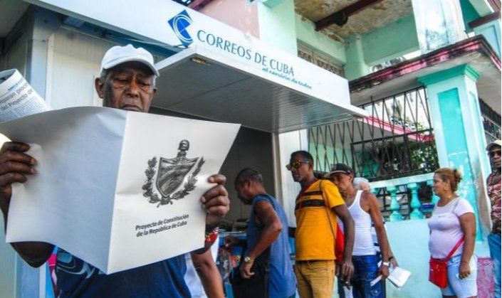 No referendo realizado este domingo, o povo cubano voltou a expressar amplo apoio à reforma constitucional: 86,85% dos votos