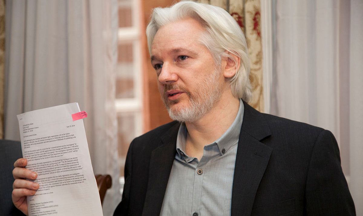 "Estou convencida de que os procedimentos descritos pelos EUA não impedirão o sr. Assange de encontrar uma maneira de cometer suicídio", escreveu
