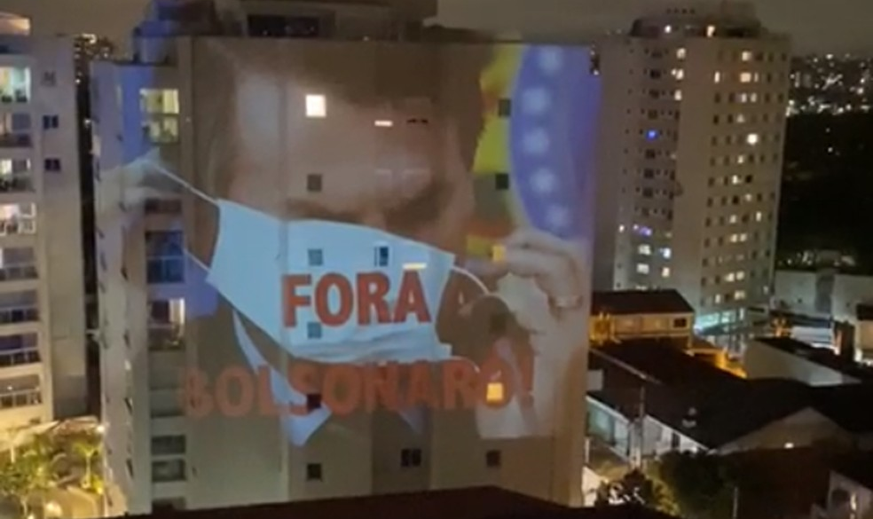 Mesmo com os absurdos que têm sido cometidos pelo governo Bolsonaro/Mourão os protagonistas continuam com mandato