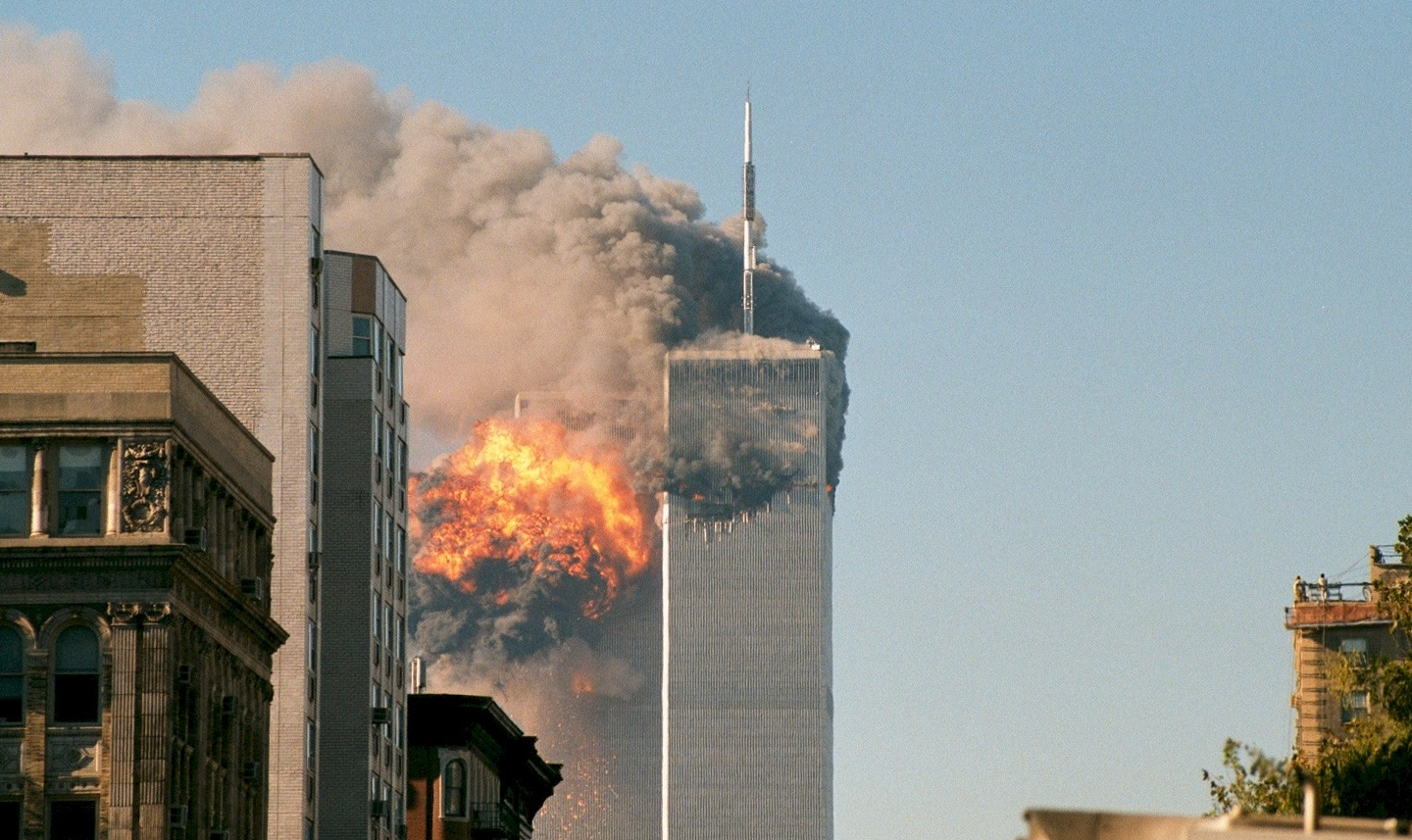 É possível que, entre as vítimas do atentado em 11 de setembro de 2001, agora se deva incluir a própria democracia estadunidense