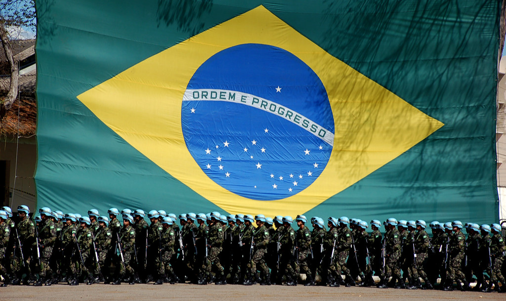 No Dialogando desta terça (5), o jornalista Paulo Cannabrava Filho fala de assuntos da semana e sobre militares sem compromisso com democracia