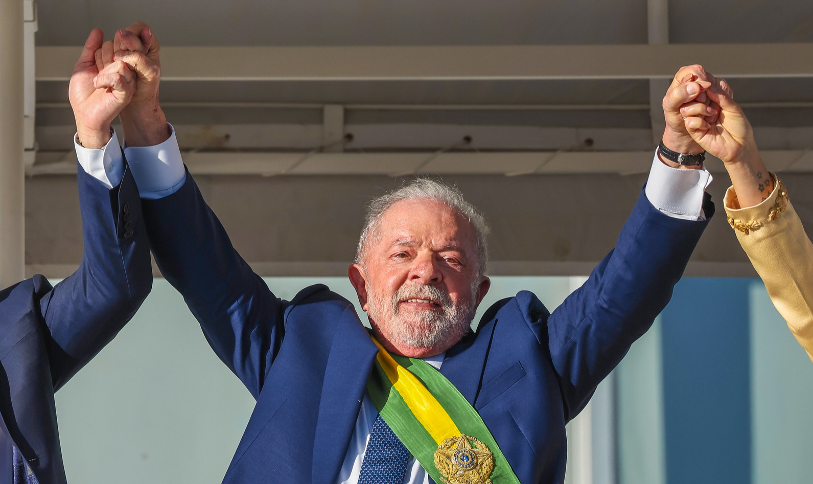 “O Brasil tem de ser dono de si mesmo, dono de seu destino, tem de voltar a ser um país soberano”, anunciou novo Presidente do Brasil