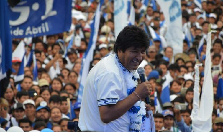 Morales alertou que diante da possível vitória do MAS, os chamados “Comitês Cívicos” junto a reduzidos setores militares, estão planificando um “golpe de Estado”
