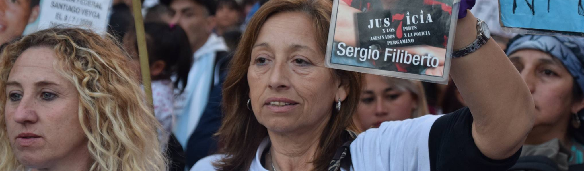 "Gatilho fácil": governo argentino autoriza polícia a atirar pelas costas