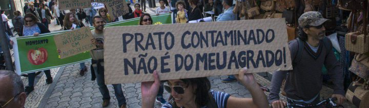 Portugueses protestam contra produtos produzidos e comercializados pela Monsanto