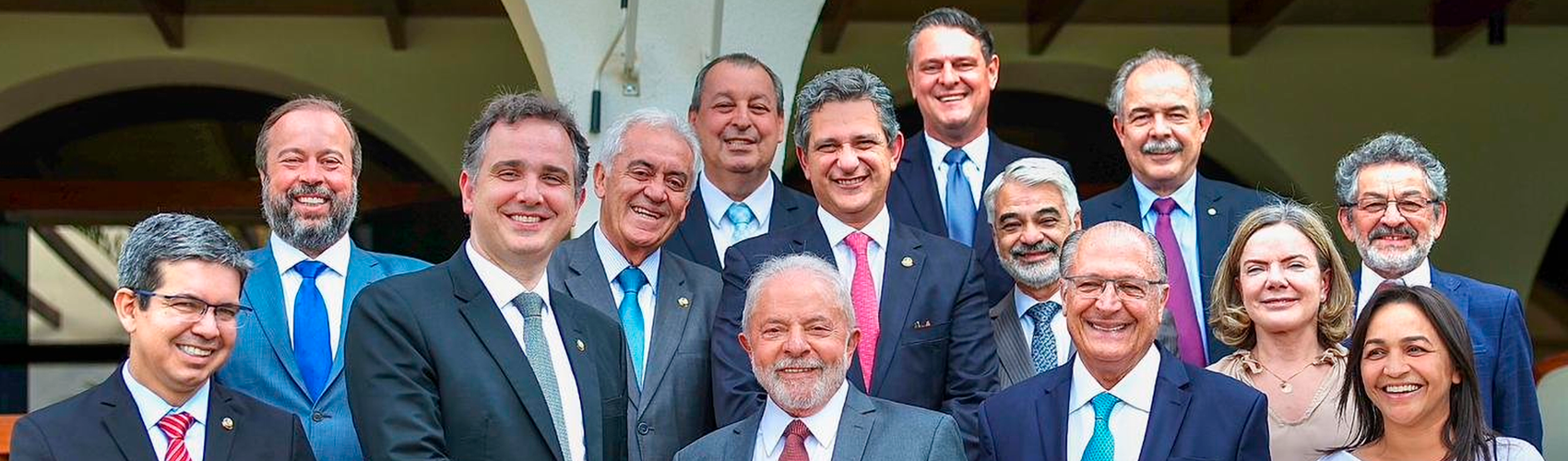 Com Brasil no osso, experiência de Lula é crucial ao início da mudança que povo precisa