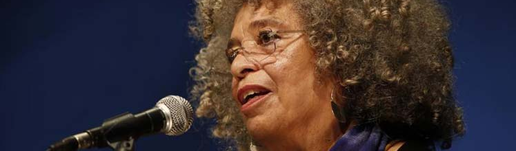 Angela Davis convoca o mundo a se opor ao intervencionismo na Venezuela