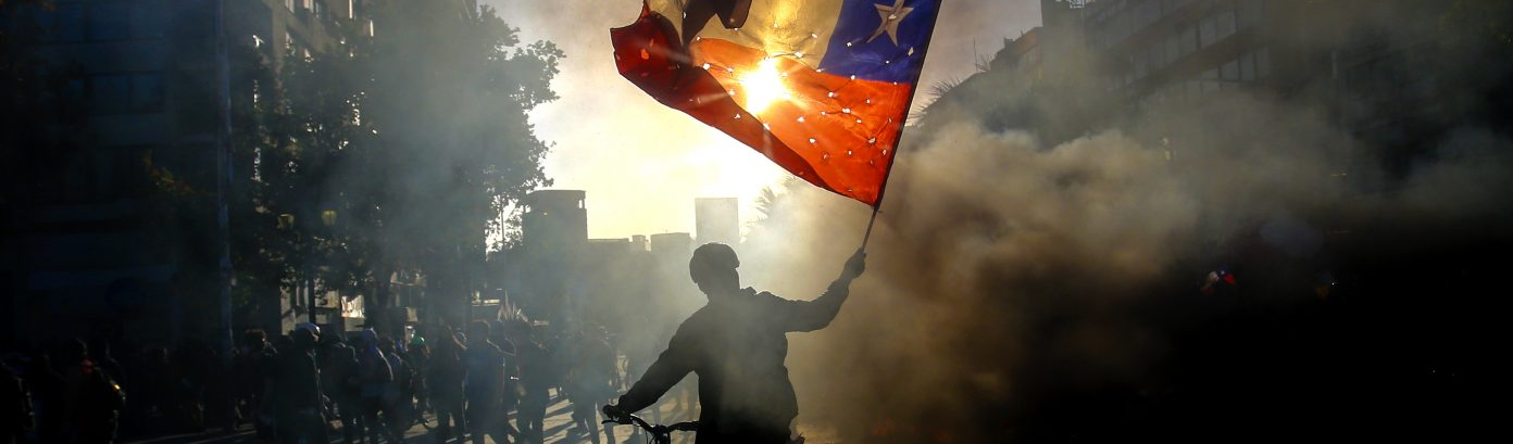 Quatro meses após protestos que abalaram projeto neoliberal, Chile prepara nova batalha