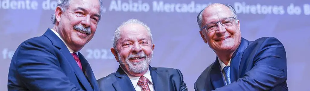 BC autônomo sabota Lula e o Brasil com alta taxa de juros; bancos públicos são a solução
