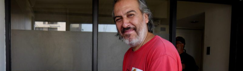 "Lutamos pela liberdade dos presos por lutar", declara comunicador popular do Chile