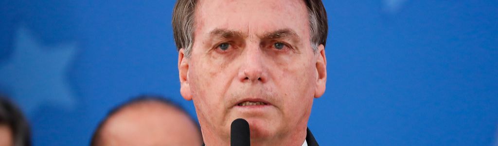 Alerta: A embaixadores, Bolsonaro mente sobre eleições e eleva risco de golpe a novo patamar
