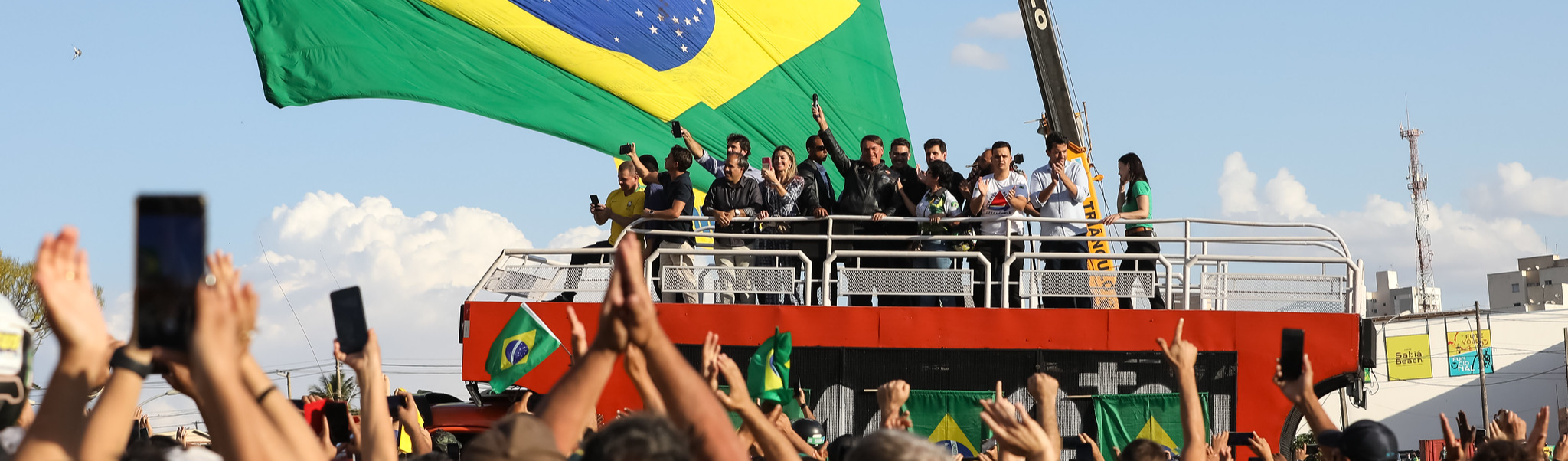 Se campanha de Bolsonaro não parar, haverá escalada da violência política, diz pesquisador