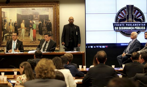 Pacote Moro: "Endurecimento" de leis e repressão policial podem reduzir criminalidade?
