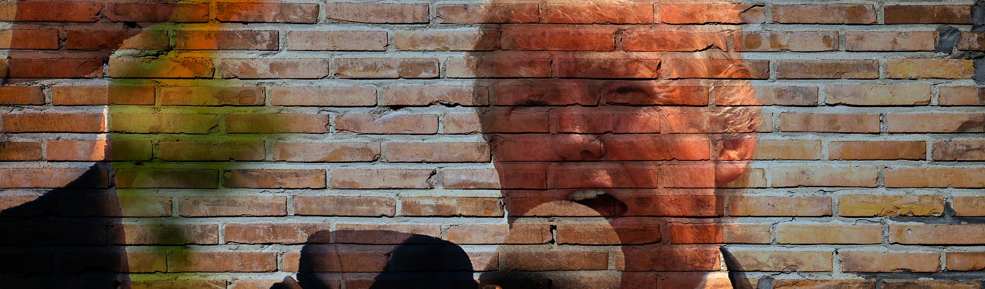 Trump se dedica a manter alta tensão na fronteira para continuar com seu jogo político