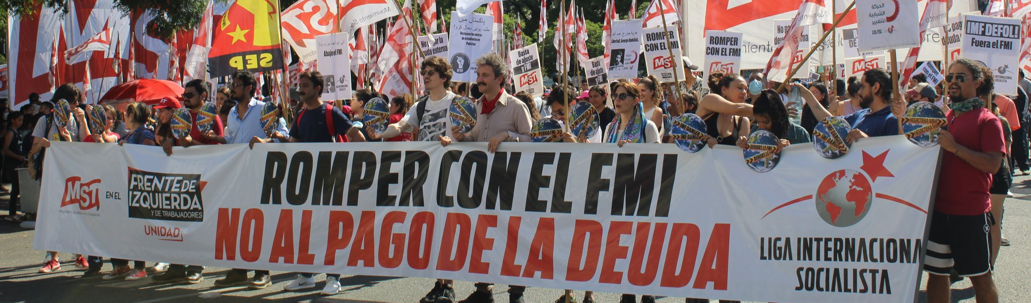 Investigação traz à tona leis violadas por Governo Macri para aprovar empréstimo do FMI