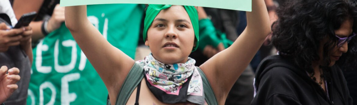 México avança no direito ao aborto, mas prática segue sendo proibida no país; entenda