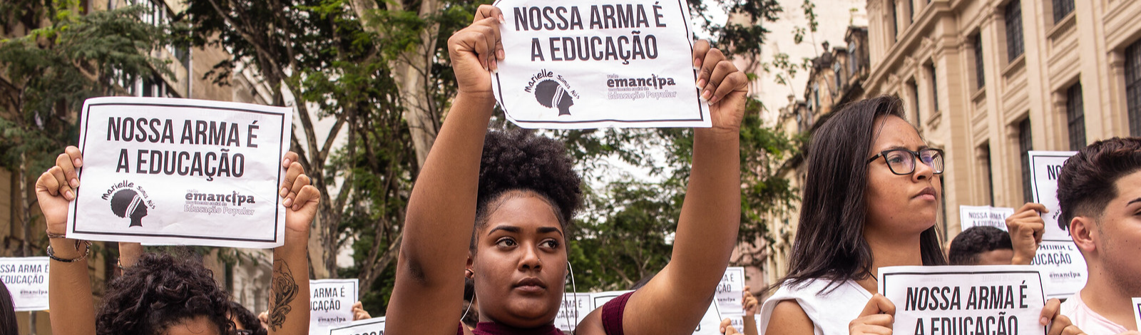 É preciso mais que programas sociais contra retorno da extrema-direita: educação popular