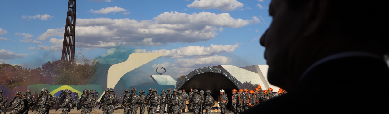 Paulo Cannabrava | Militares estão se preparando para continuar no poder com ou sem Bolsonaro