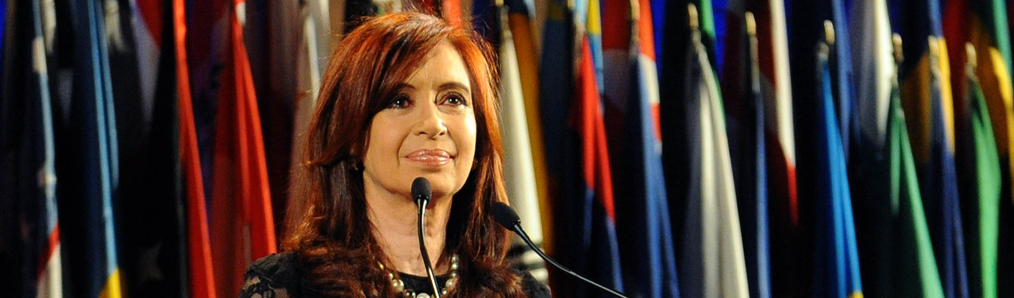"Trata-se de governar uma Argentina outra vez em ruínas", diz Kirchner sobre possível vitória