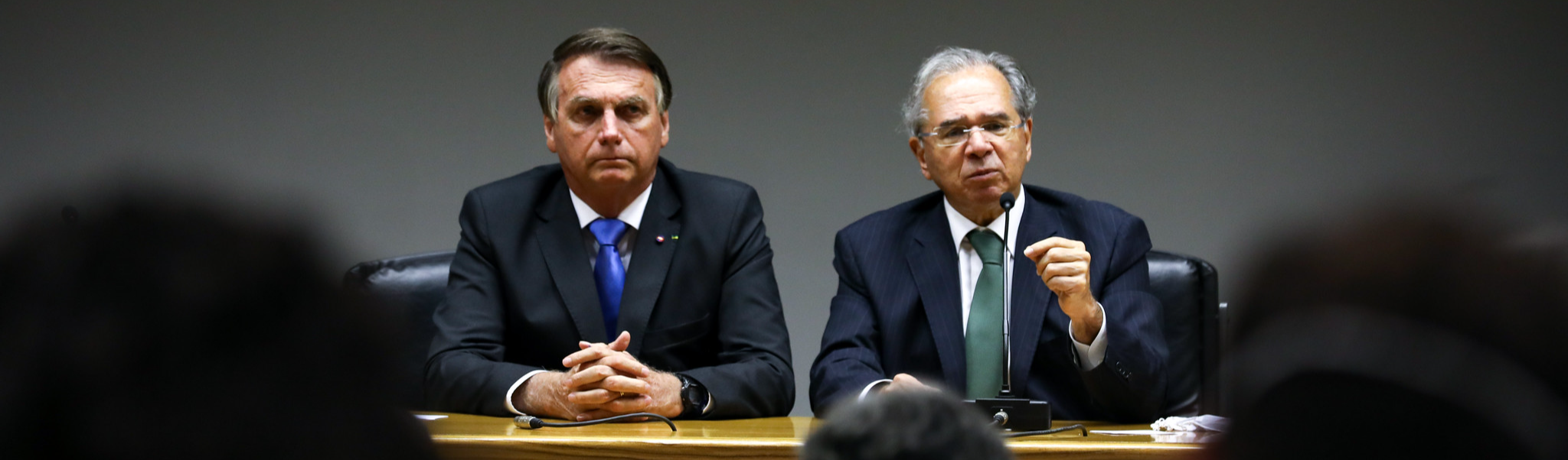 Por novo Bolsa Família, Bolsonaro rifa Guedes, mas visa reeleição e não combate a fome e a miséria