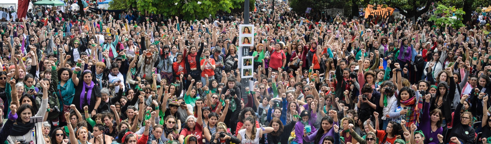 Violência machista impulsiona luta de mais de 200 mil mulheres na Argentina