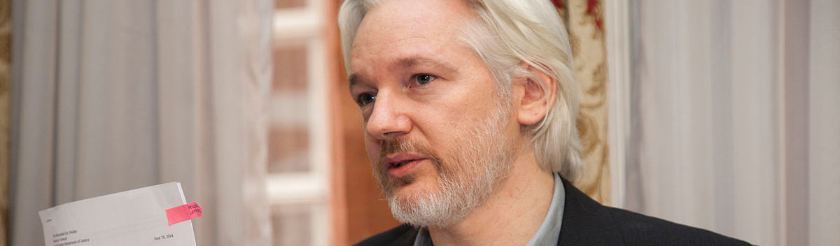 Juíza nega extradição de Assange, requisitada pelos EUA, por temer suicídio do jornalista