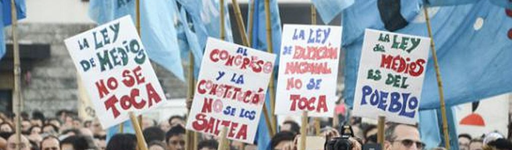 10 anos de Lei de Meios: Macri derrete 4 mil empregos e concentração dispara