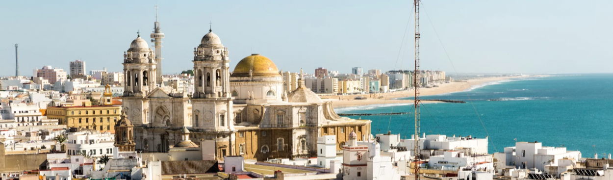 Cidade de Cádiz, na Espanha, se transforma na capital mundial da Língua Espanhola; entenda