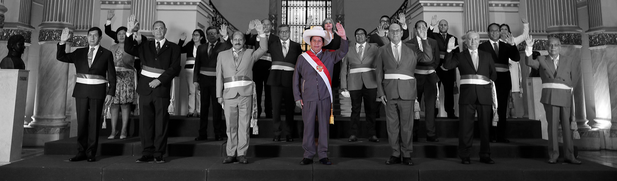 Em 18 meses, Congresso peruano só aprovou leis sem relevância econômica e social