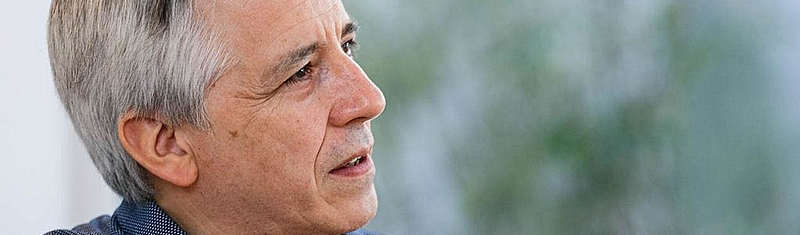 Mundo assiste à agonia final da globalização neoliberal, diz García Linera, vice de Evo
