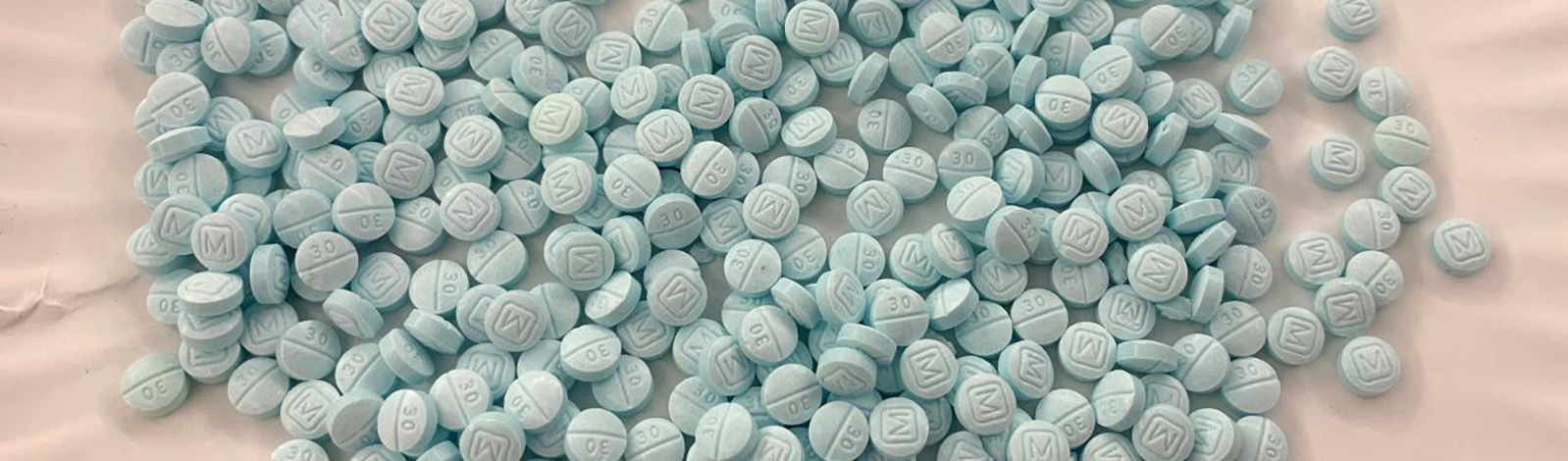 EUA responsabilizam México e China por overdoses de fentanil entre estadunidenses