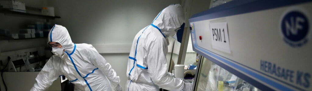 Não foi a China: Coronavírus pode ter sido criado pelos EUA, dizem renomados cientistas