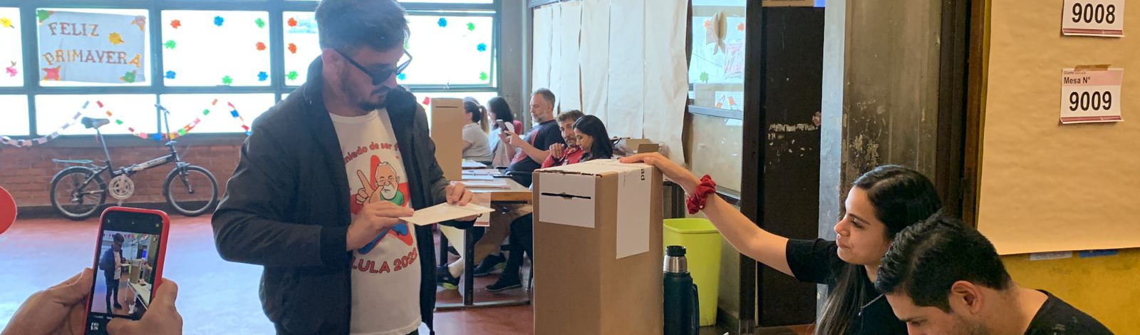 Domingo de eleições na Argentina: brasileiros explicam como estrangeiros votam