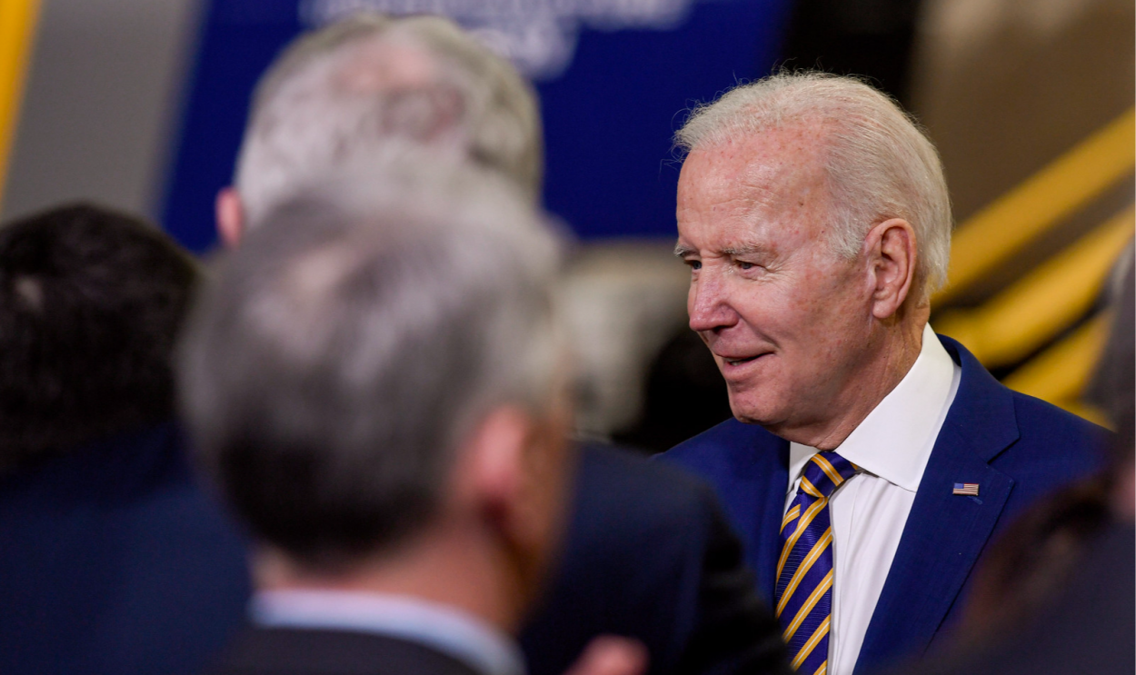 Joe Biden, atual presidente é acusado de mal manejo de documentos de segurança nacional, mas não se lembra.
