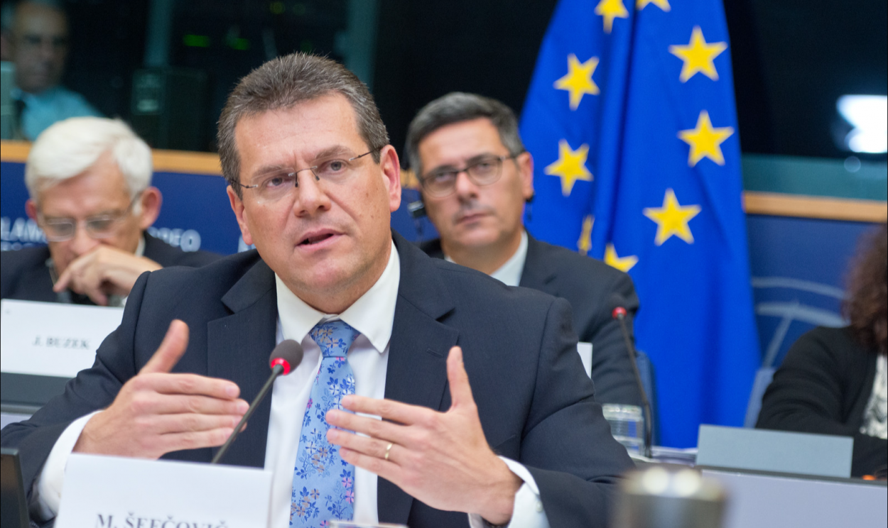 "É importante não simplificar demasiadamente a situação", afirma Maroš Šefčovič, líder do Pacto Verde Europeu da Comissão Europeia