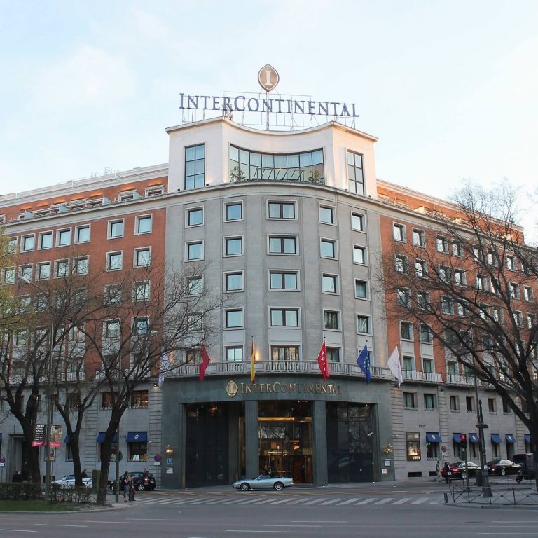 2560px-Hotel_InterContinental_(Madrid)_01